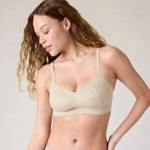 Athleta Ritual Lace Adjustable Bra size S Beige
